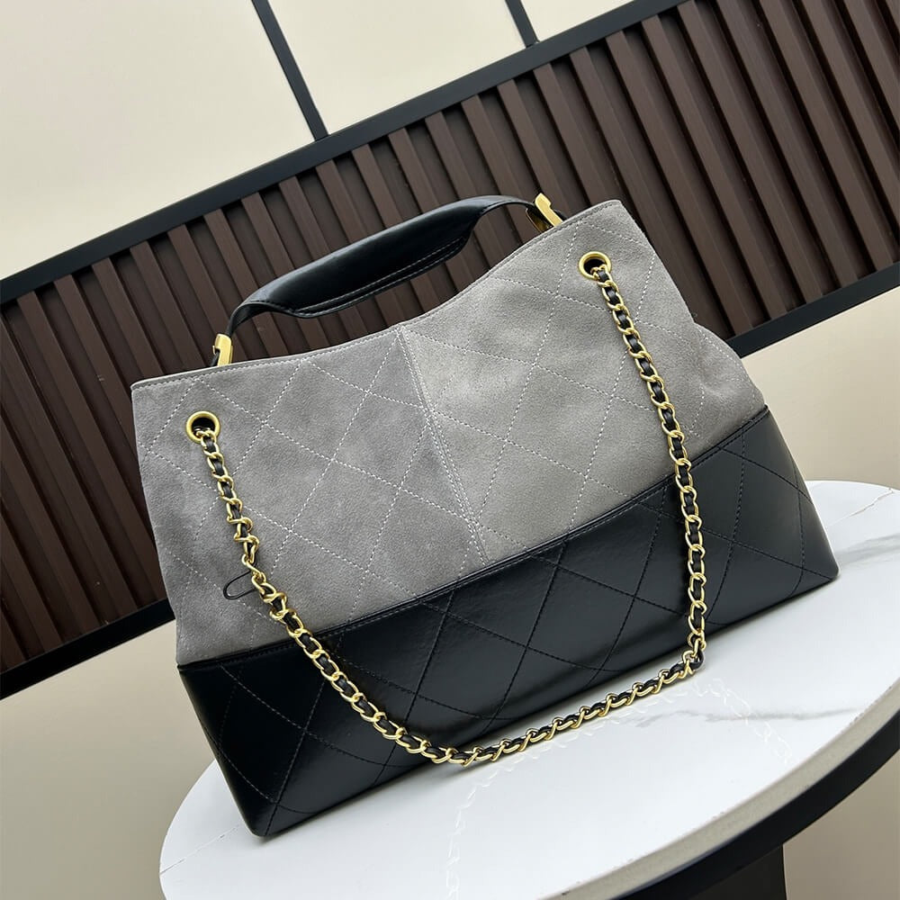 Chanel Small Shopping Bag (high-end grade)