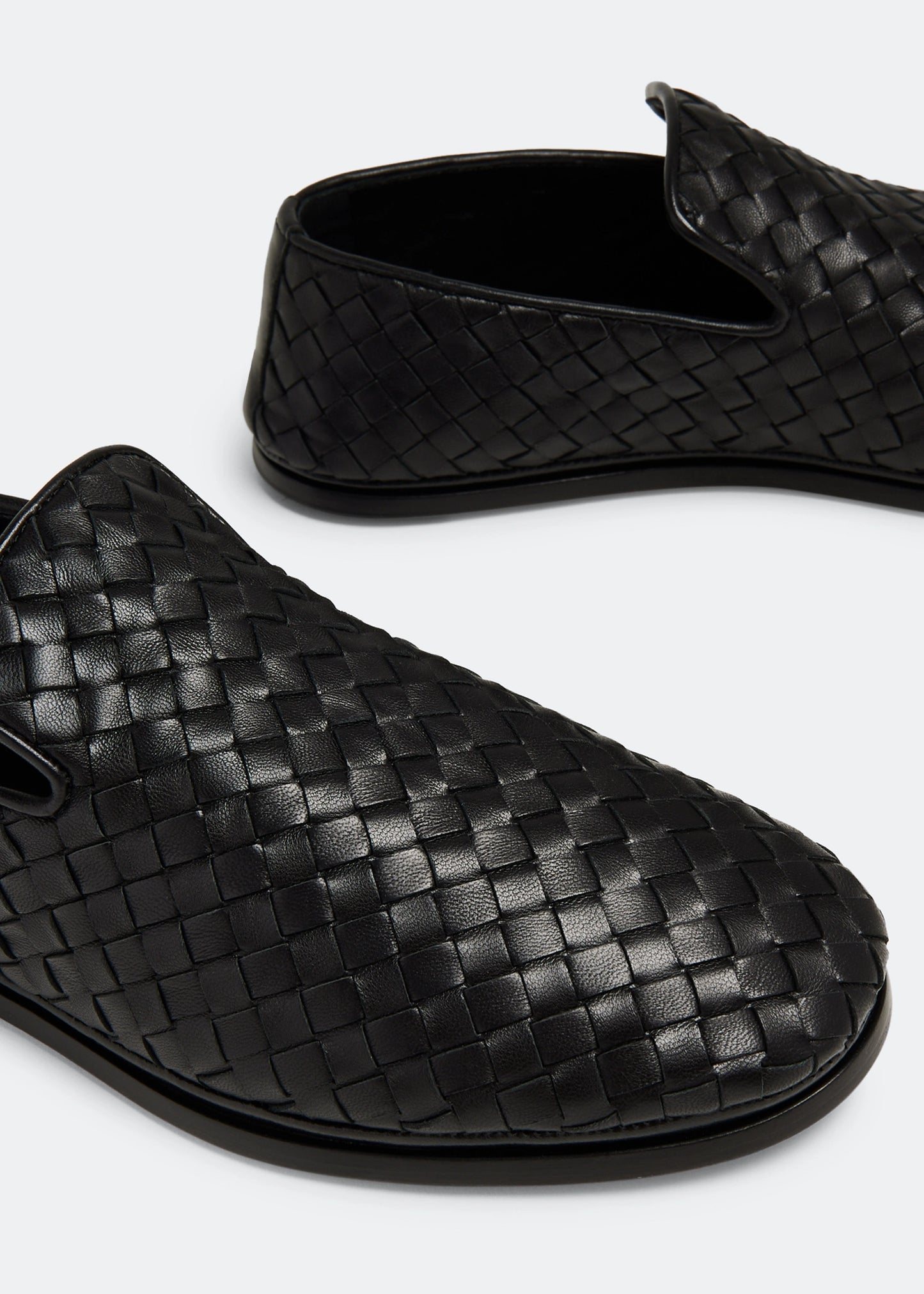 BOTTEGA VENETA Intrecciato leather slippers