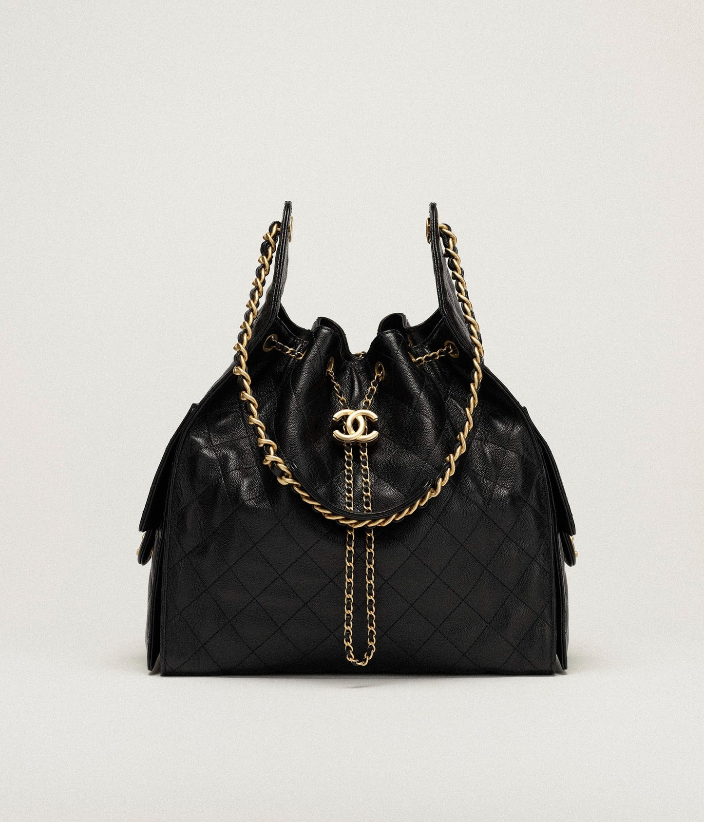 25 Grained Calfskin & Gold-Tone Metal Handbag