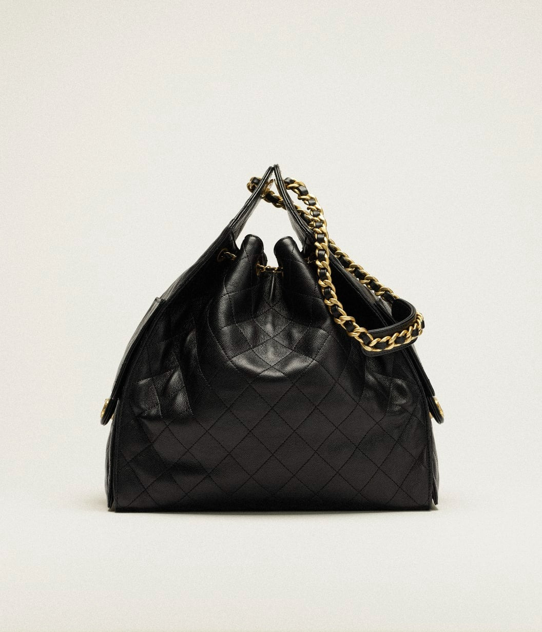 25 Grained Calfskin & Gold-Tone Metal Handbag