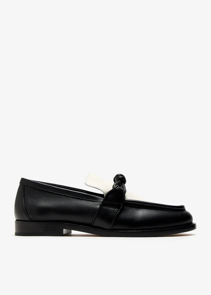【BOTTEGA VENETA】Astaire Loafer/追跡可能/全国送料無料 Bottega Veneta® Men's Astaire Loafer in Black. Shop online now.