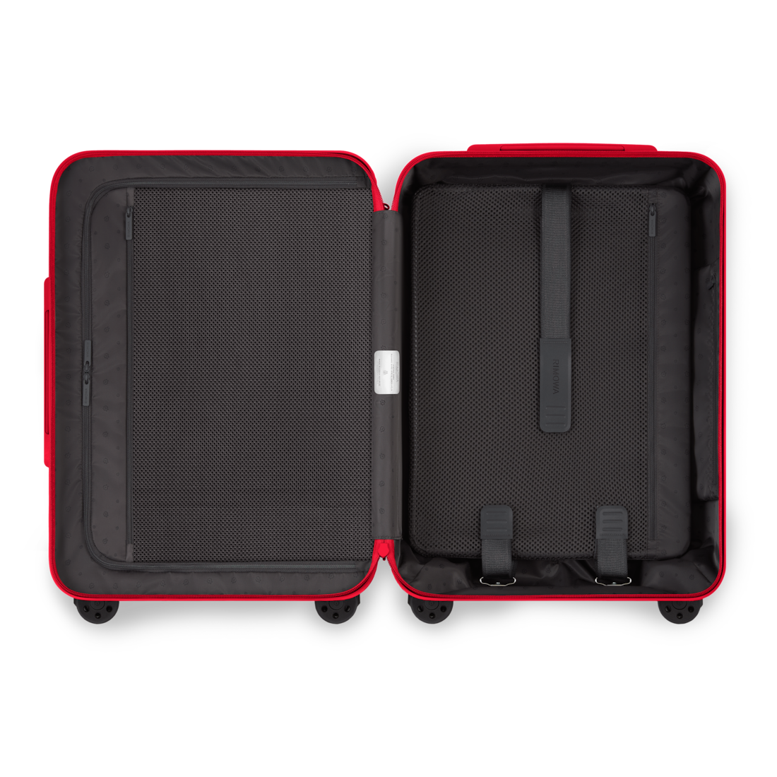 RIMOWA Essential