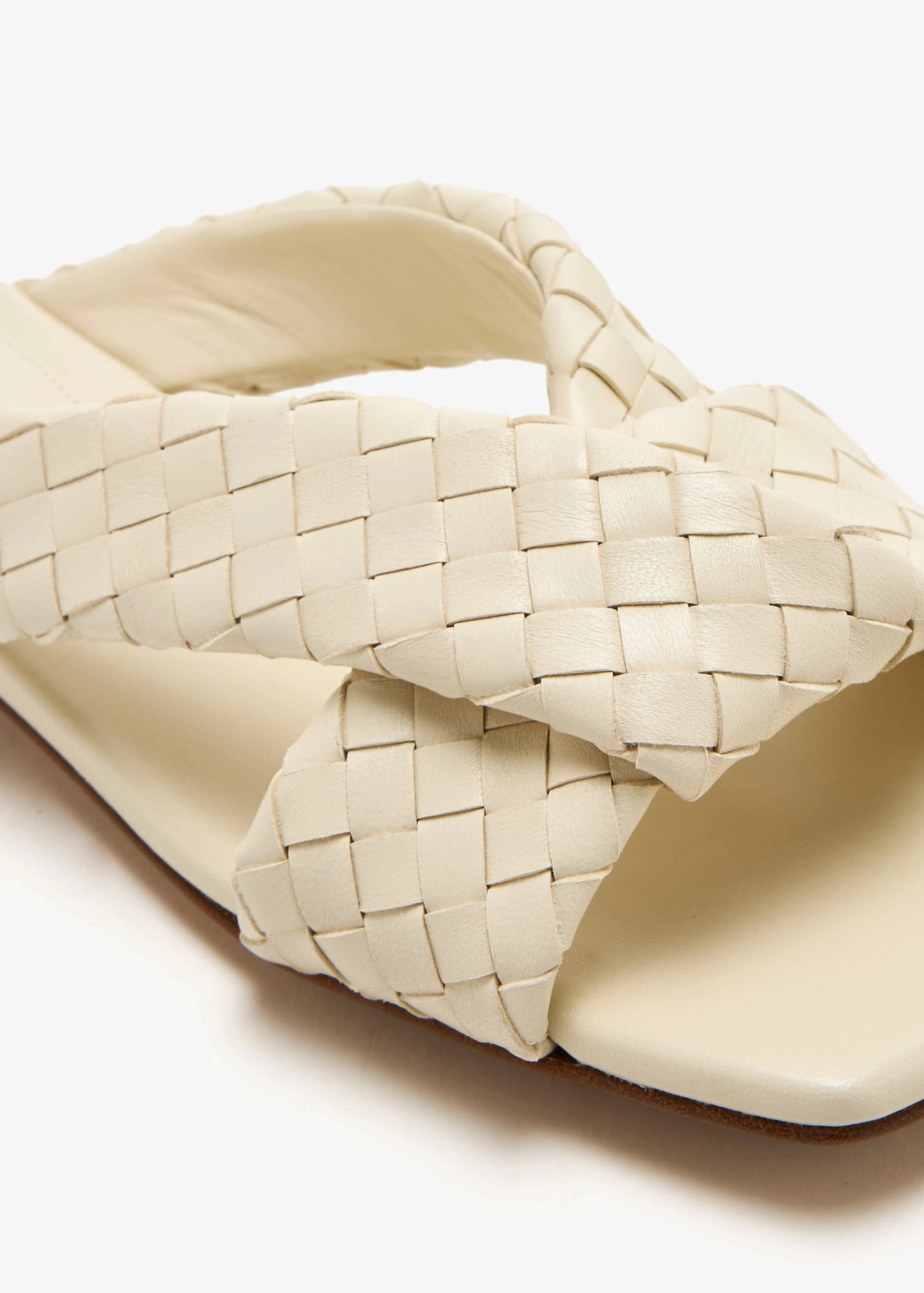 Cream BOTTEGA VENETA Riva flat sandals