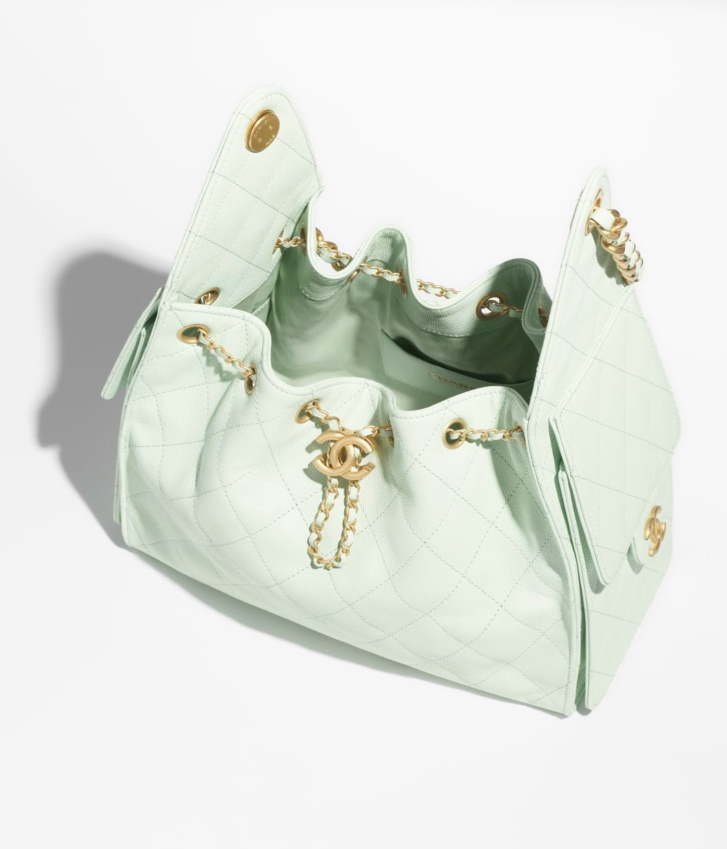 25 Grained Calfskin & Gold-Tone Metal Handbag