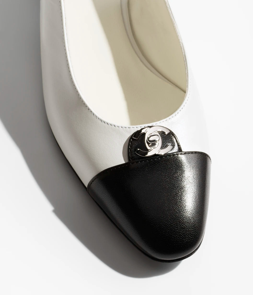 SLINGBACKS