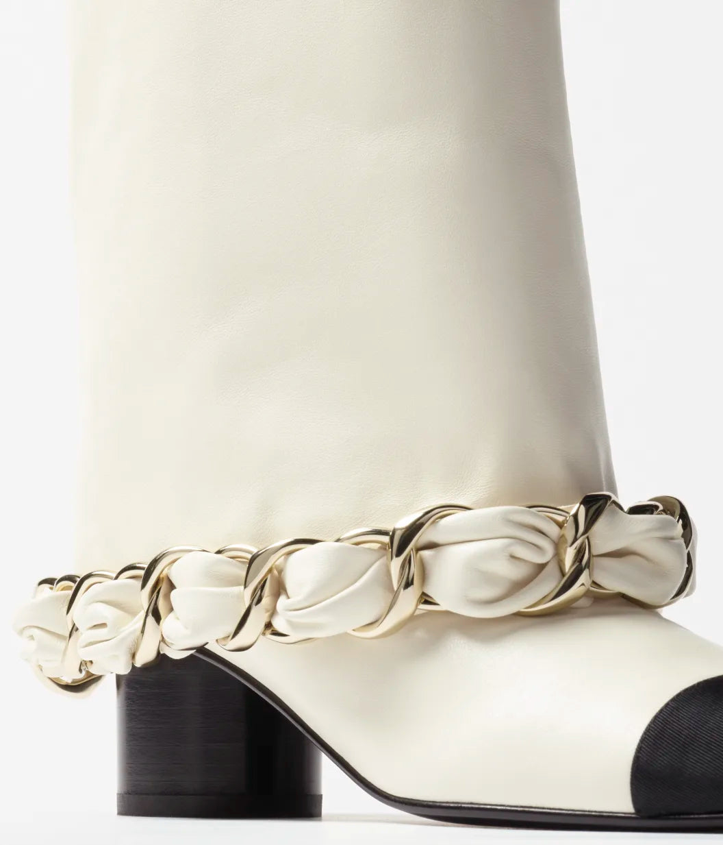 HIGH BOOTS