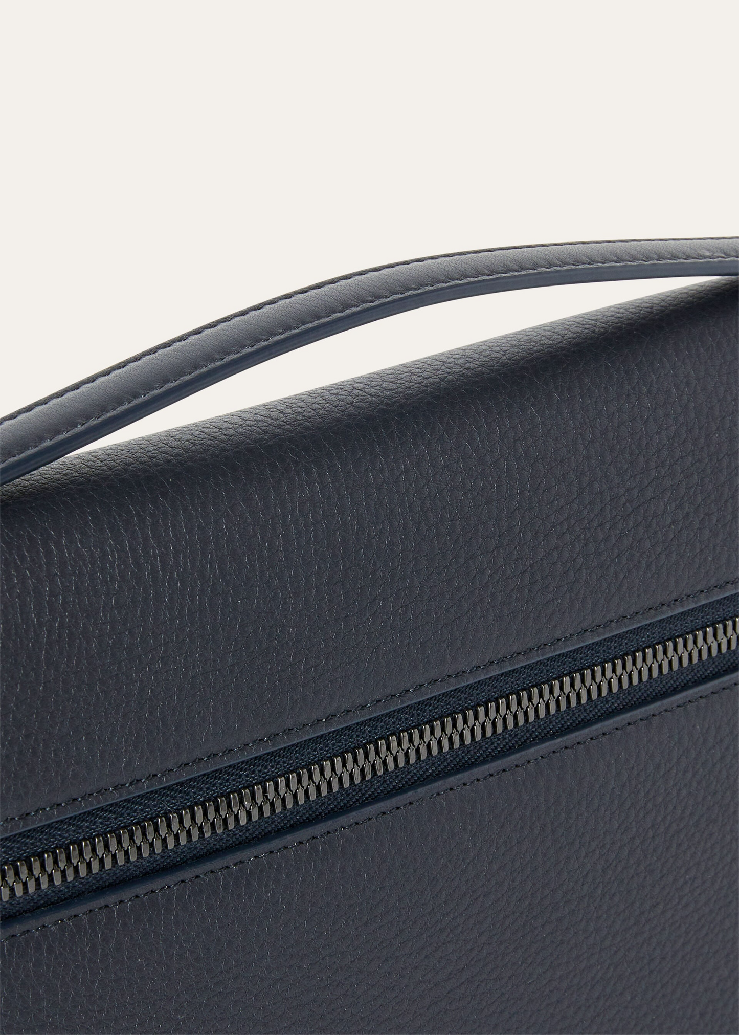 Extra Pouch L29