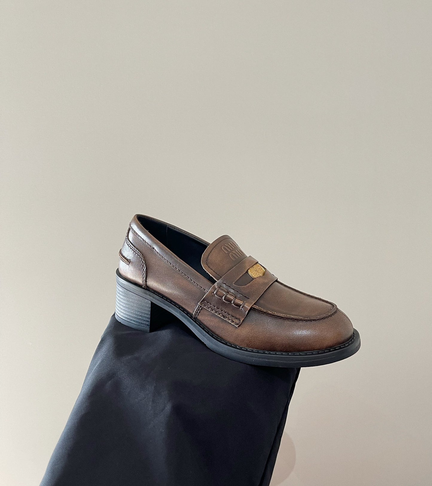 Dark brown heel loafers