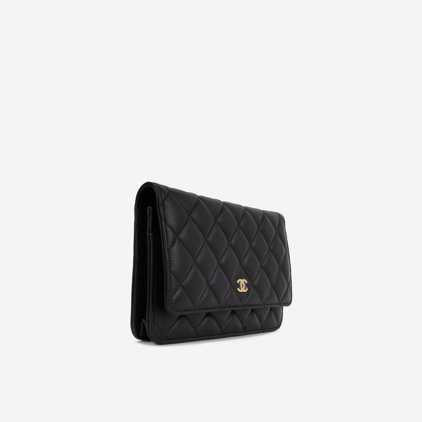 Classic Wallet on Chain Lambskin Gold Hardware