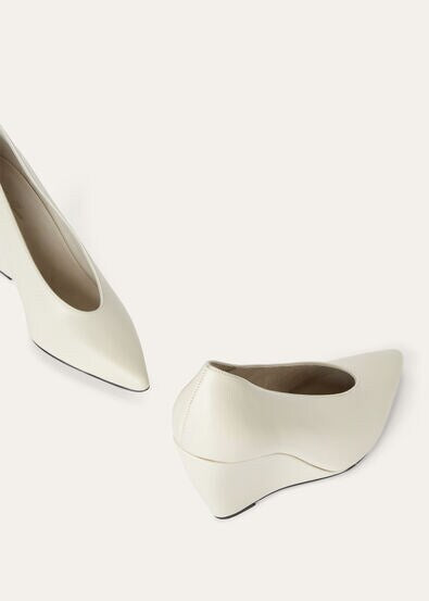 Viola High Wedge Pump Calfskin