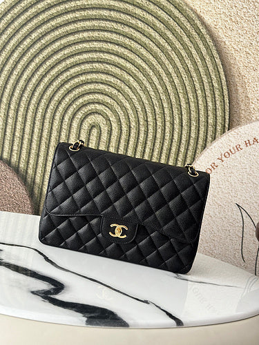 Elegant Quilted Flap Shoulder Bag
