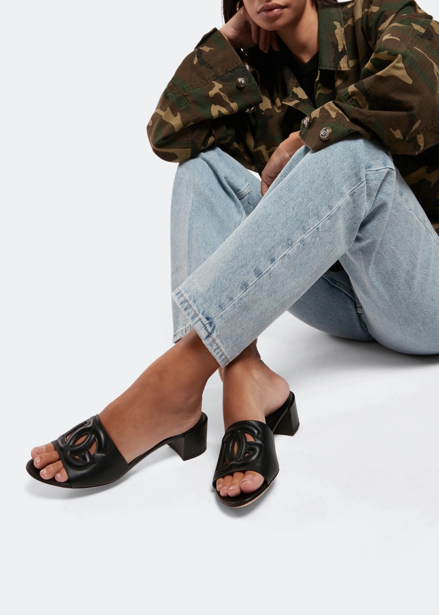 DOLCE & GABBANA DG logo mules