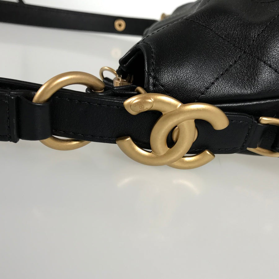Chanel Cowhide Leather Hobo Handbag