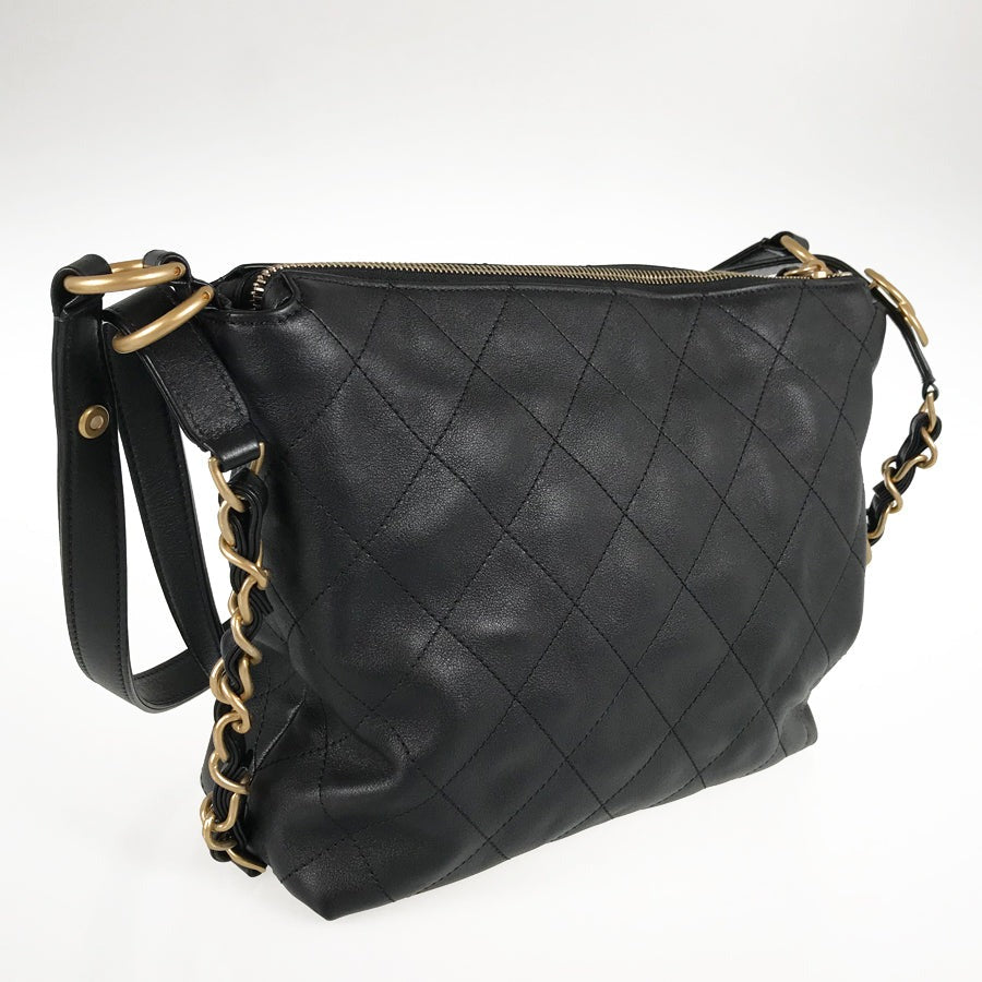 Chanel Cowhide Leather Hobo Handbag