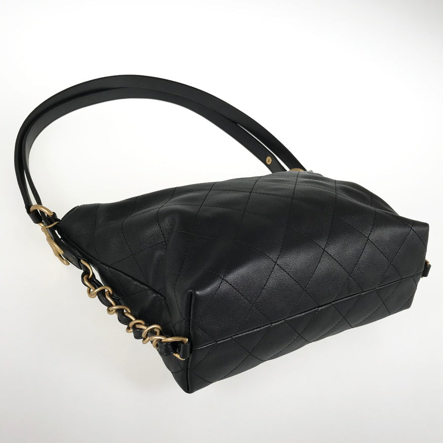 Chanel Cowhide Leather Hobo Handbag