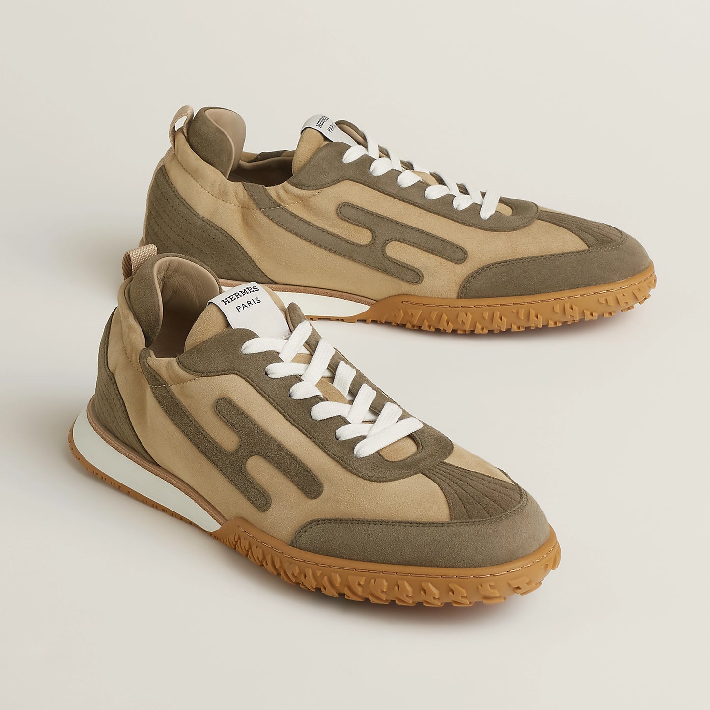 Jet Sneaker
