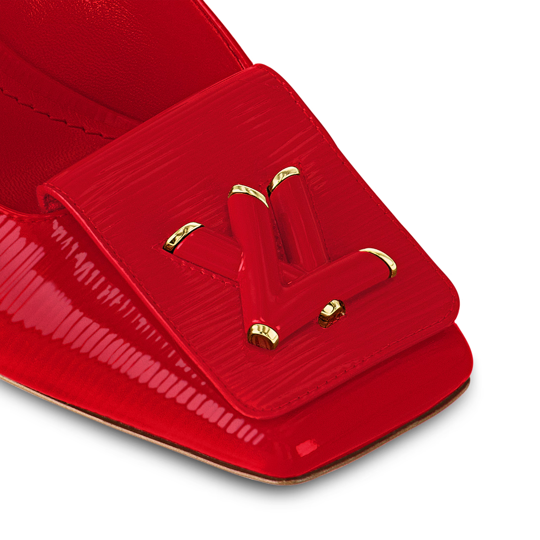 Shake Slingback Pump