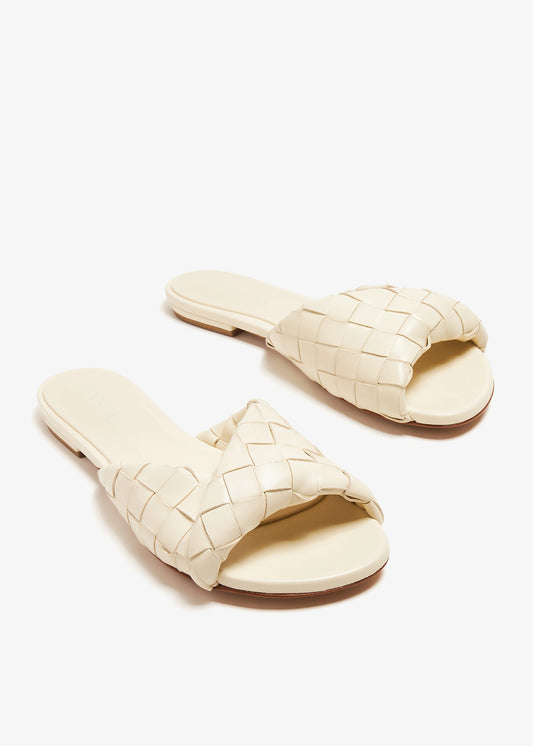 BOTTEGA VENETA Blink flat sandals