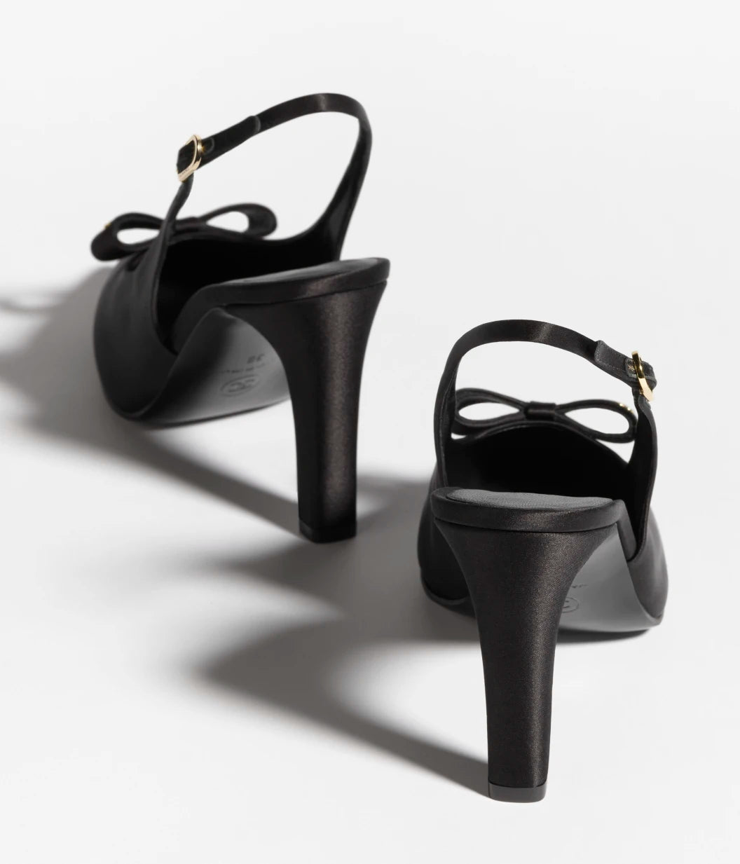 SLINGBACKS