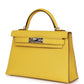 Kelly Sellier 20 Jaune de Naples Verso Chèvre Palladium Hardware