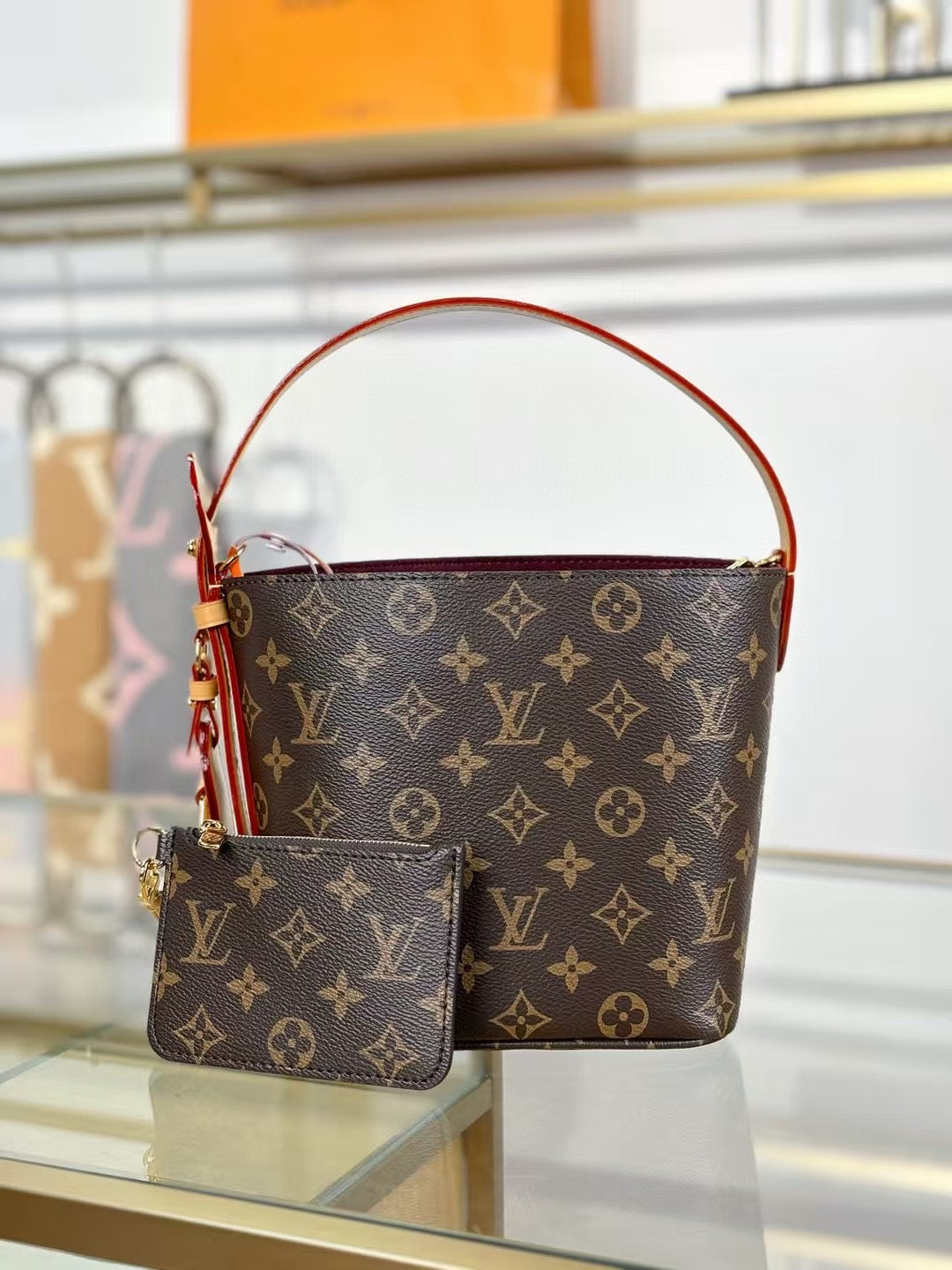 送料込【LVスニーカリーナ】モノグラムトリムロープロファイル Louis Vuitton Bags – Page 2 – Elegant Boutique