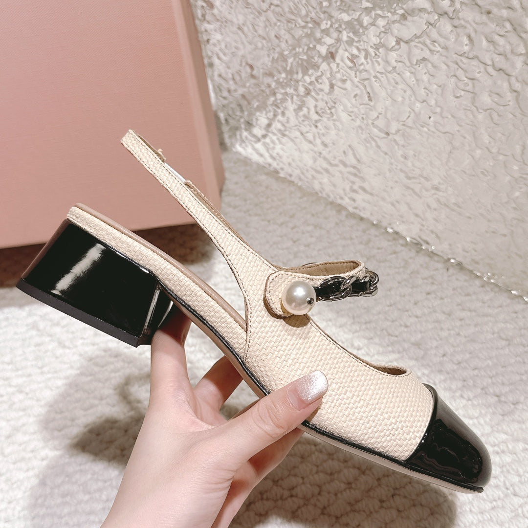Light beige and Black Heels Sandal