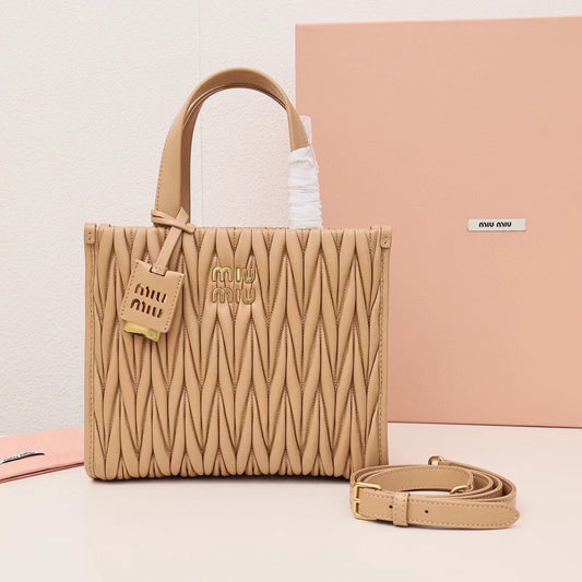 Textured Bag with Detachable Strap