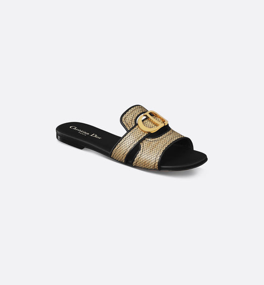 30 Montaigne Slide