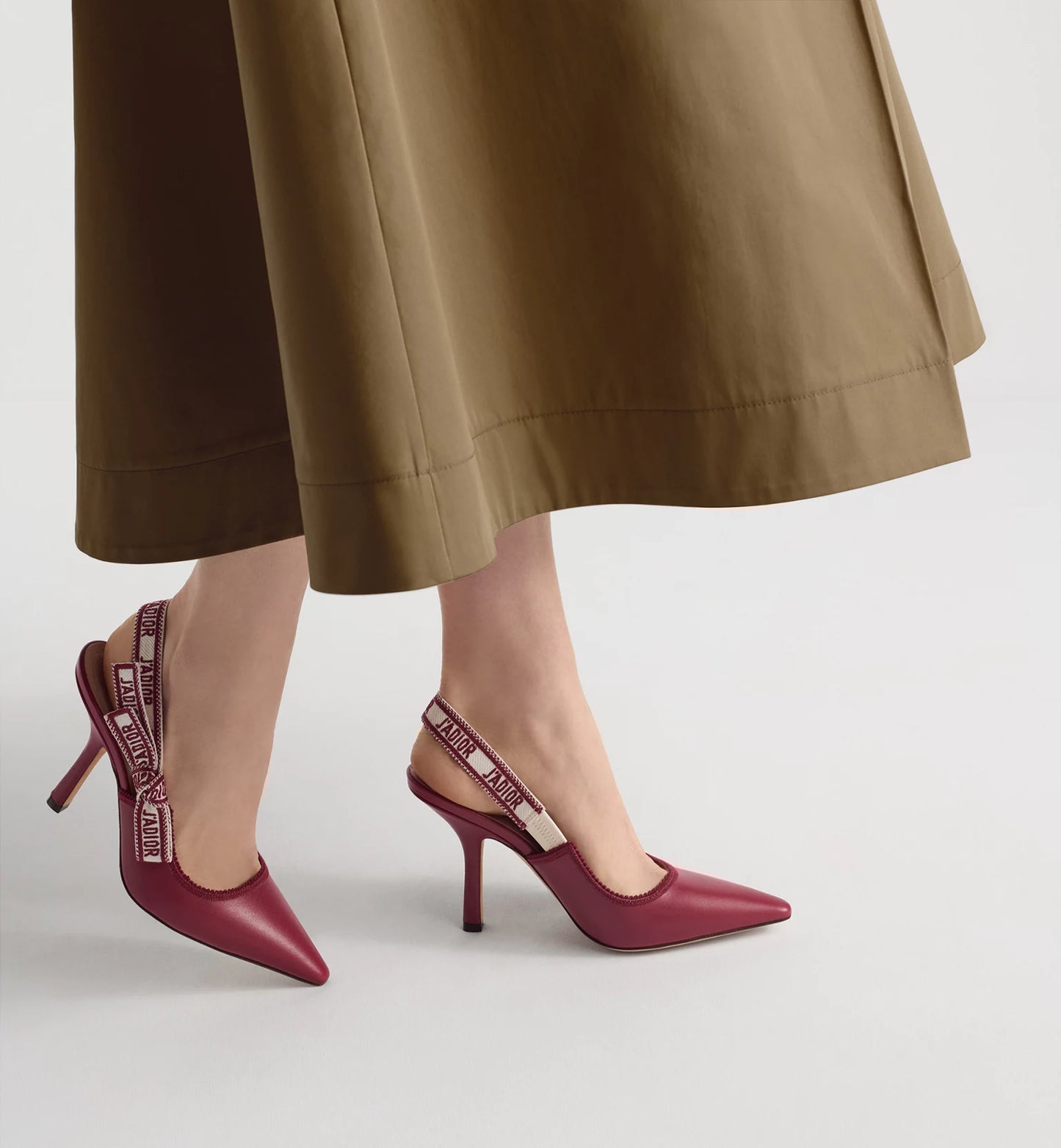 J'Adior Slingback Pump
