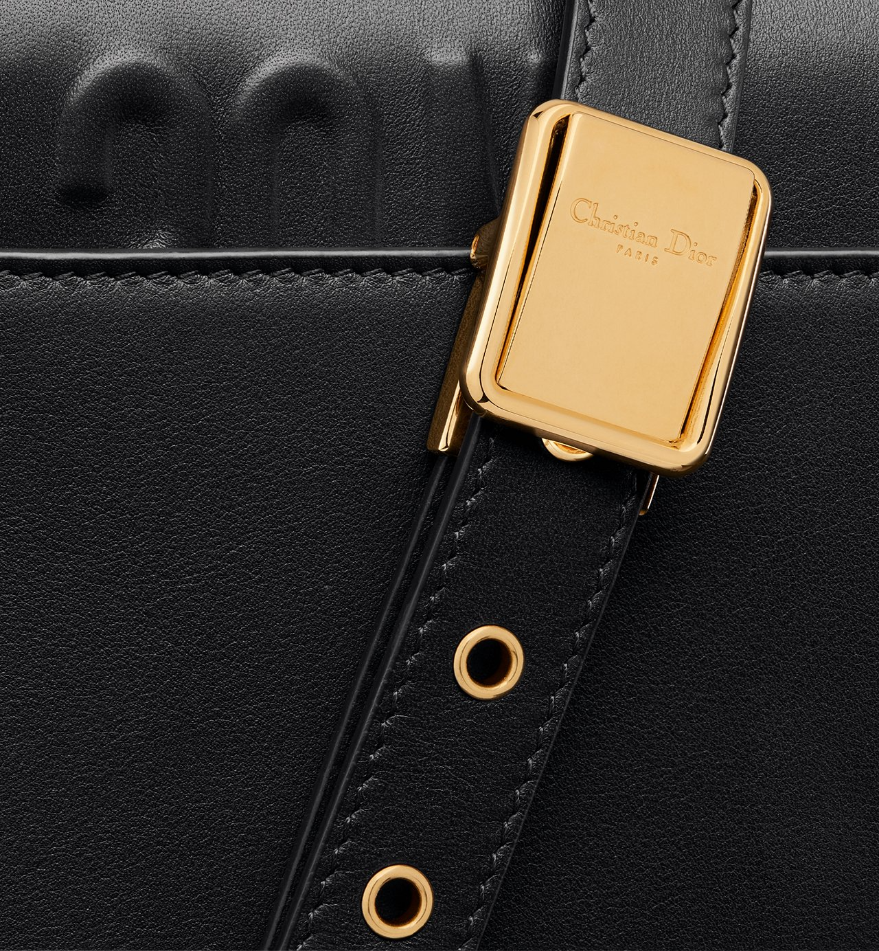 30 Montaigne Bag
