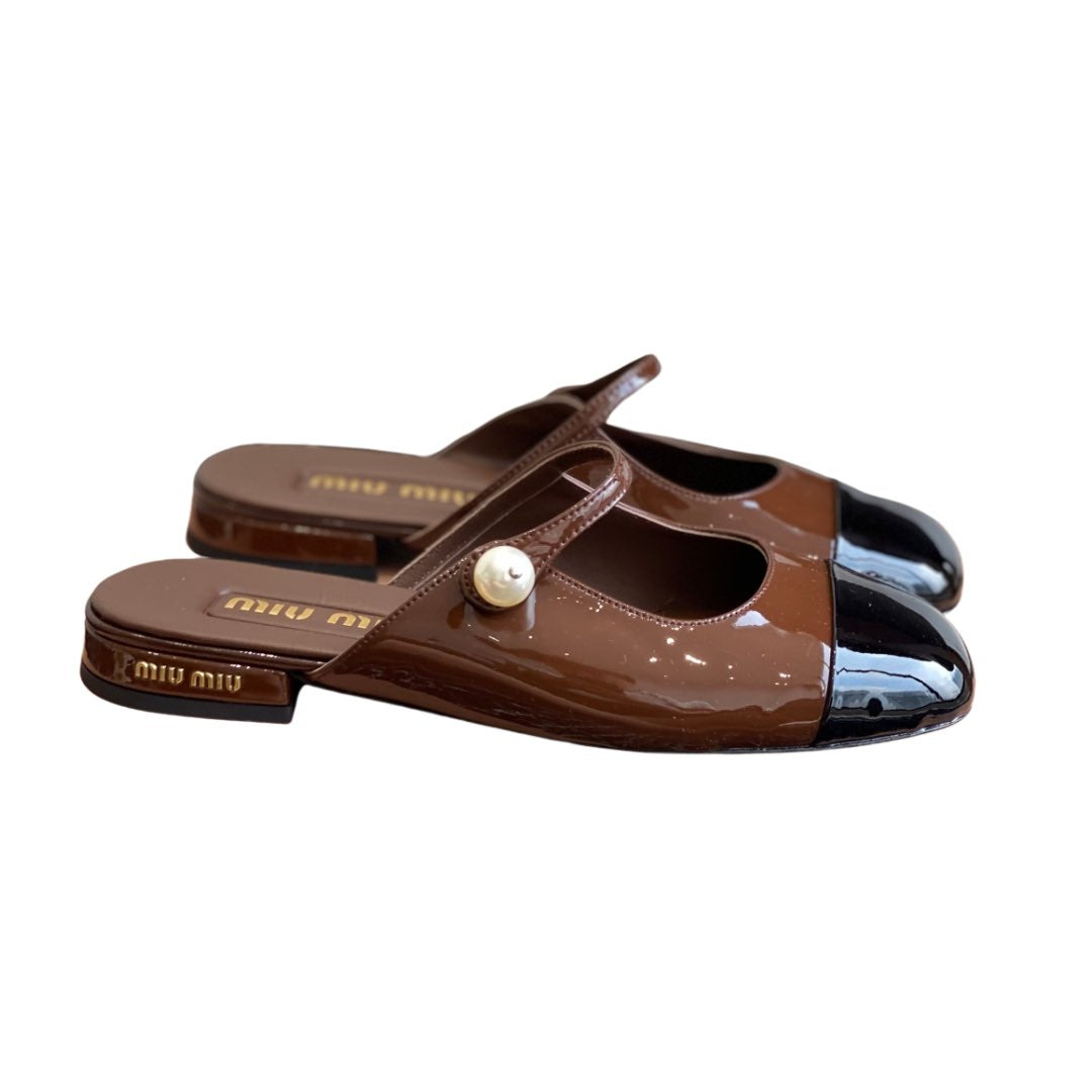 Brown and black Sandal