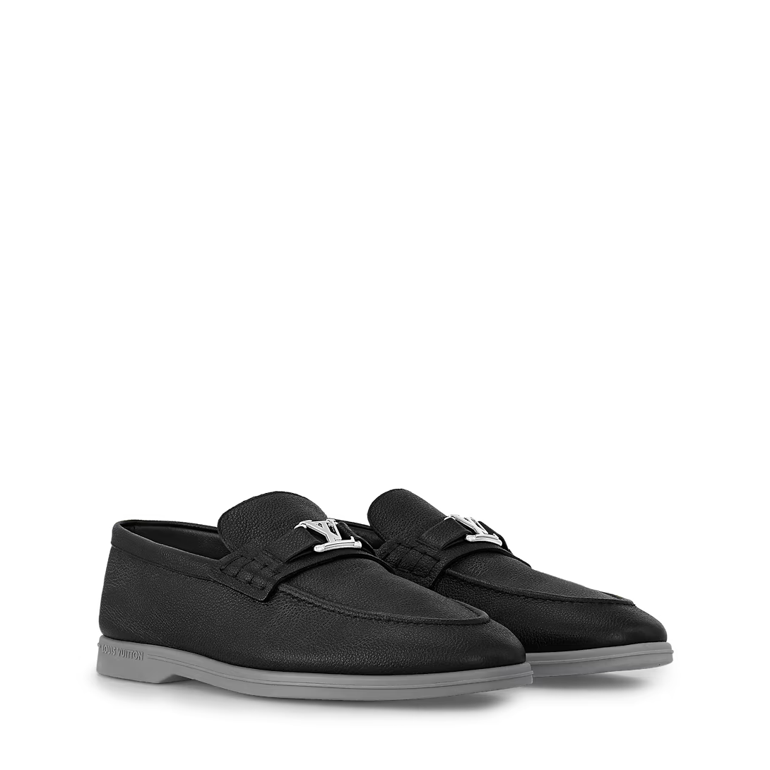 LOUIS VUITTON  Estate Loafer