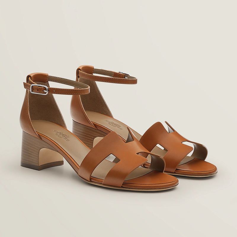 安定感と抜群の履き心地☆【HERMES】サンダル Encens 50 Naturel HERMES Encens 50 sandal – Elegant Boutique
