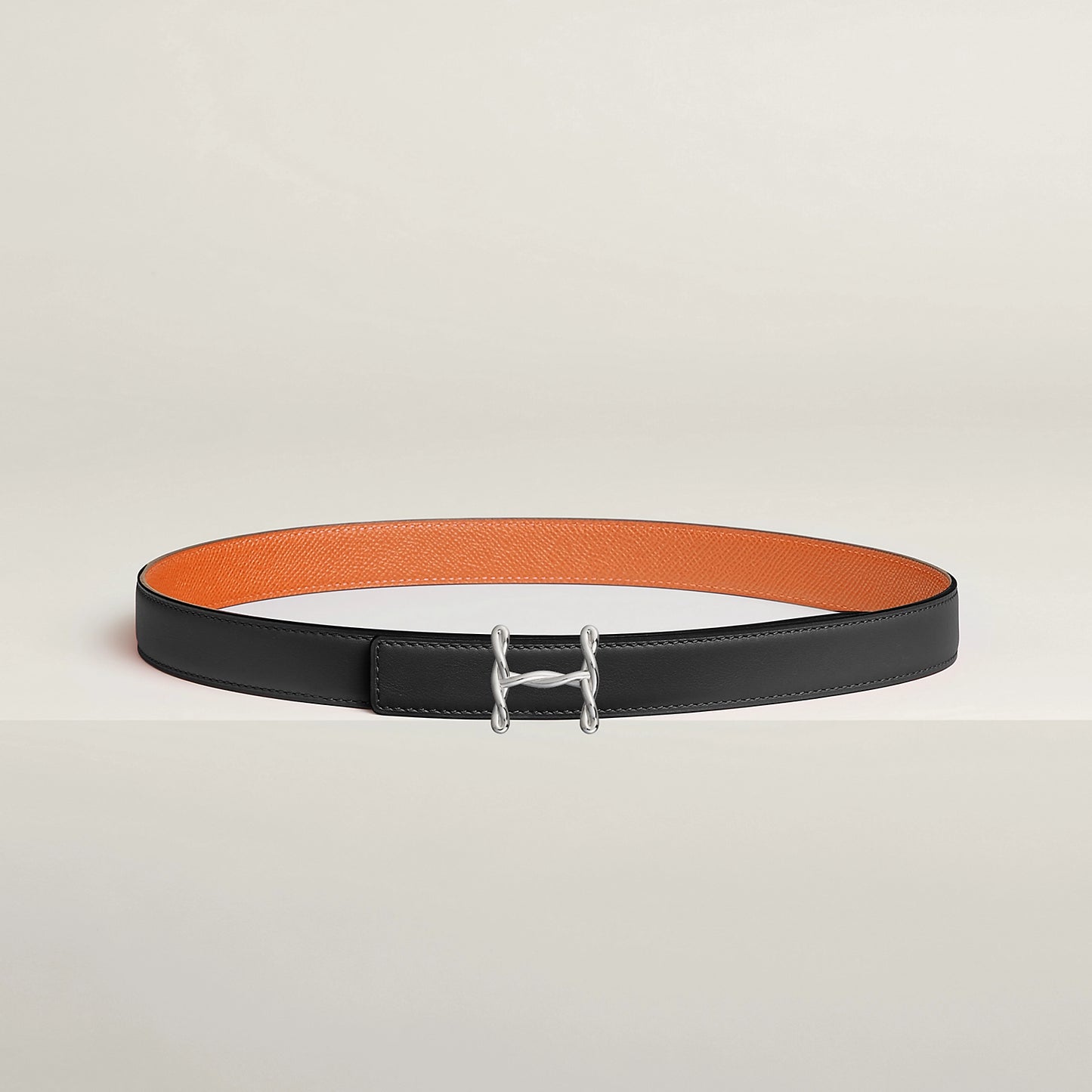 H TORSADE BELT BUCKLE & REVERSIBLE LEATHER STRAP 24 MM